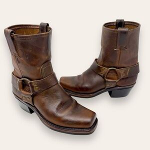FRYE Harness 8R Leather Belted Western Moto Boot Brown Square Toe 6.5 Women’s